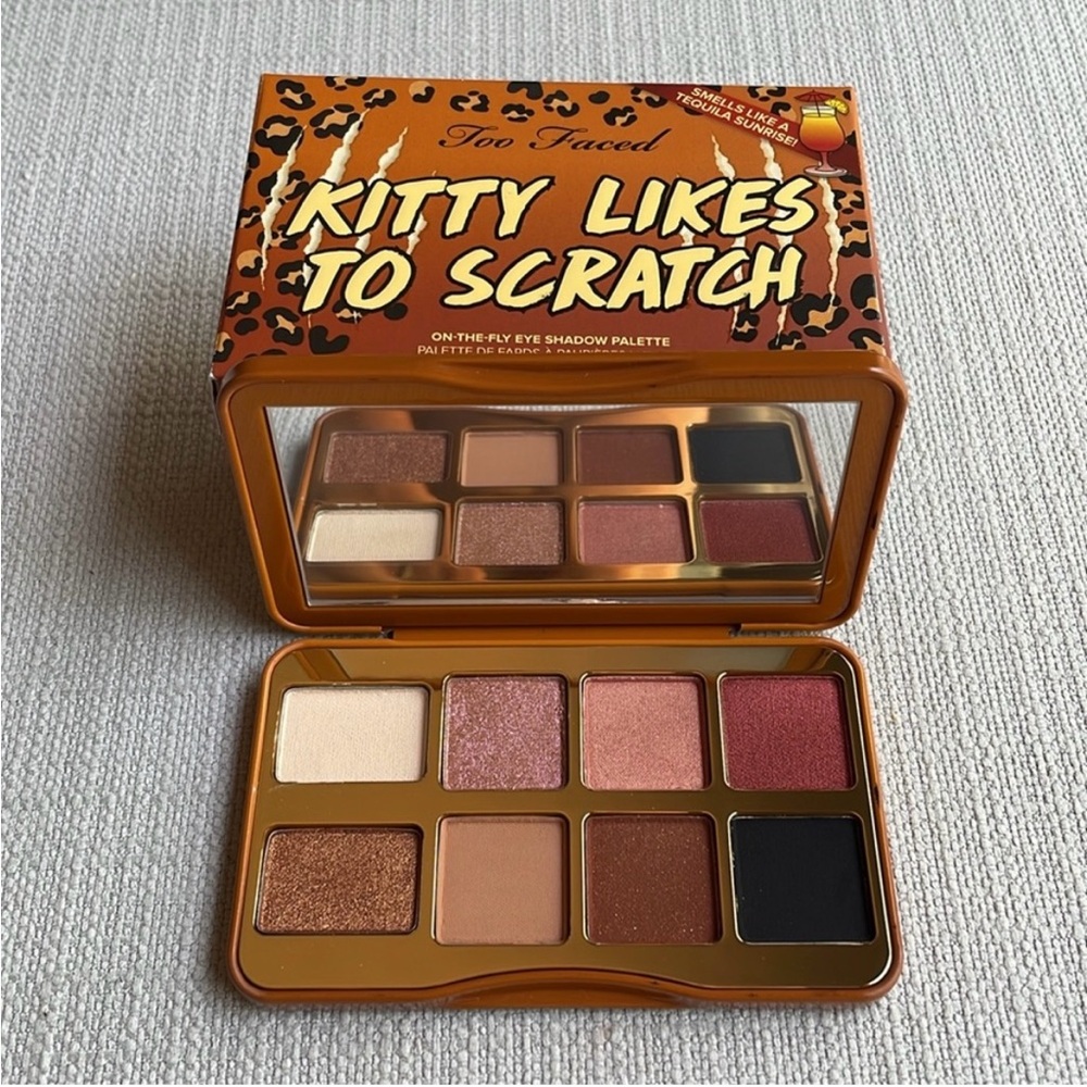 NIB Too Faced Kitty Likes to Scratch Mini
Eyeshadow Palette
